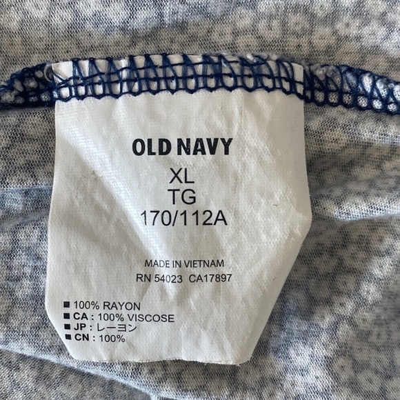 Old Navy Peasant Floral Print 3/4 Sleeve Top - Picture 6 of 6